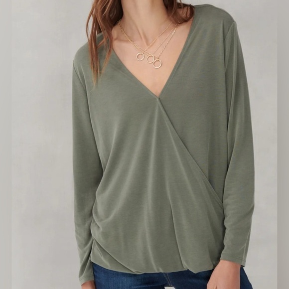 LUCKY BRAND OLIVE GREEN SURPLICE FRONT LONG SLEEVE SHIRT WOMENS SZ LARGE - Picture 1 of 10